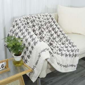 3D Jacquard Cationic Vintage Houndstooth Print Soft Fleece Blanket for Home Fuzzy Soft Cozy Thick Warm Custom Throw Blanket - Product Image 6