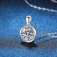 Colliers pendentifs en moissanite ronde XL206, 1 carat, couleur D, argent sterling 925, tendance