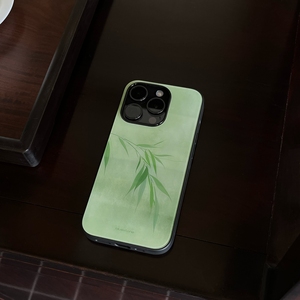 Étui de téléphone pliable rouge en TPU+PC avec sangle pour 15/14/13 Pro/i17 Pro, design Astronaute, protection de l'appareil photo - Product Image 4