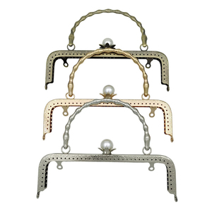 Cadre de fermoir de sac à main avec poignée imitation bambou et fermoir à pression pour la fabrication de sacs - Product Image 1
