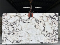 Dalle de marbre naturel italien Calacatta Viola, marbre violet Bulgari pour panneau mural rétroéclairé, plateau de table rond et décoration intérieure