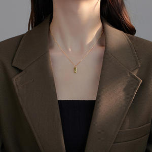 Collar con Colgante Cuadrado Minimalista <span class=keywords><strong>de</strong></span> Plata S925, Estilo Moderno y Ligero, Versátil, <span class=keywords><strong>Precio</strong></span> al por Mayor - Product Image 4