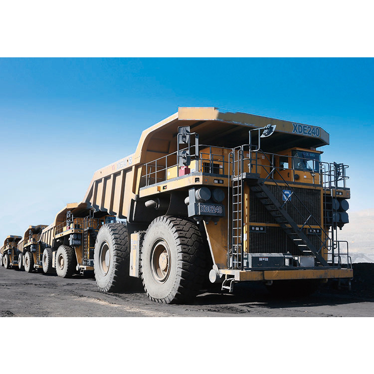 300トン級鉱山ダンプトラックXDE320は鉱山用ISO規格を満たしています