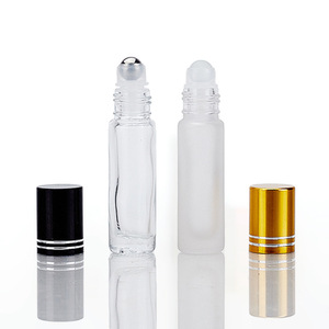 ขวดแก้วลูกกลิ้ง MLM สำหรับนวดรอบดวงตา ขวดน้ำมันหอมระเหยแบบพกพา ภาชนะบรรจุน้ำหอม บรรจุภัณฑ์เครื่องสำอาง OEM รับผลิตแบรนด์ส่วนตัวตามสั่ง - Product Image 1