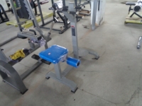 Banc de musculation à domicile avec rack rotatif pour exercices des jambes, des bras, du torse et du dos – Sécurité et ajustabilité commerciales garanties