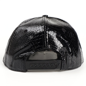 Snapback Cap PU Leather Crocodile Pattern Skull Rhinestone Embellished <b>Flat</b> Brim Hip Hop Baseball <b>Hat</b> For Men - Product Image 4