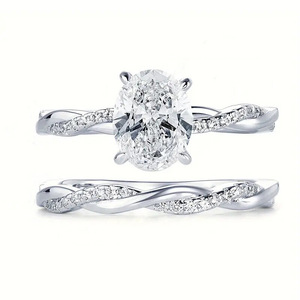 Anello di Fidanzamento T0912 con Diamante Taglio Ovale in Oro Bianco per Donna, Diamanti Laterali Naturali Colore D - Product Image 5