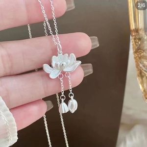 Lotus Pendant Necklace Women's Copper Alloy Flower Shape Gift Jewelry Silver Gold Tone Chain With Seedpod Drop Design - Product Image 2