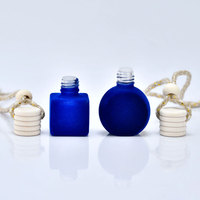 Nouveau design – Bouteille de parfum vide en velours rouge, bleu, vert, marron pour voiture, diffuseur à bâtonnets, vente chaude en usine avec bouchon à vis en bambou