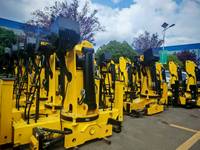Truk Knuckle Boom Pabrik Cina 10 Ton Knuckle Boom Crane Articulated Hydraulic Loader Crane untuk Truk