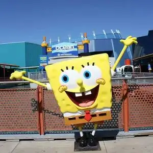 Factory Customized Famous Cartoon Characters Life Size Spongebob Fiberglass Sculpture Statue