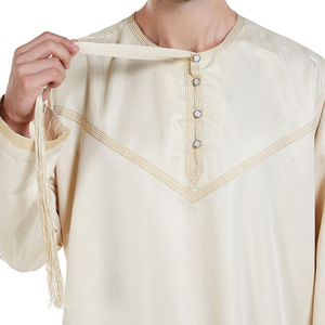 A-<span class=keywords><strong>20</strong></span> nouvelle tendance arabe Thobe hommes arabe Robe hommes vêtements musulmans marocains hommes Thobe pour Jubbah Abaya Robe musulmane - Product Image 6