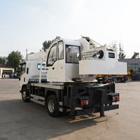 Camion-grue ISUZU, fabricant de grues à flèche télescopique de 8 tonnes, camion-grue hydraulique mobile à vendre