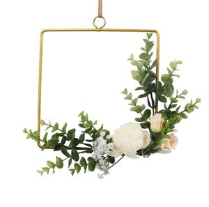 Bague Couronne en métal de qualité supérieure-Décor de Noël avec fleurs artificielles et ornement - Product Image 1