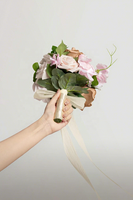 Künstliche Seidenblumen Rosa & Sandbeige Brautsträuße 4 Stück 7 Zoll für Brautjungfern Hochzeit