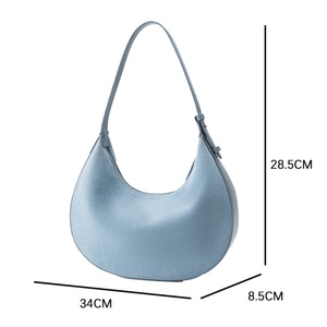 Bolsos de PU de moda con logotipo personalizado con cierre de cremallera Diseño clásico Calidad de lujo Cuero Vegano para mujer - Product Image 2