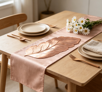 Vente directe d'usine, nappe de table en PVC résistante à la chaleur, à séchage rapide, anti-huile, écologique, design creux, pour la décoration de la maison et les hôtels