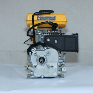 Moteur SV 3HP 105cc pour l'irrigation des pépinières, faible vibration, utilisation quotidienne confortable par les petites agricultrices vietnamiennes. - Product Image 4