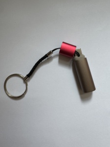 ولاعة إلكترونية صغيرة قابلة للإدخال في منفذ الهاتف مع سلسلة مفاتيح |   مشعل <span class=keywords><strong>USB</strong></span> محمول للاستخدام في التخييم الخارجي - Product Image 6