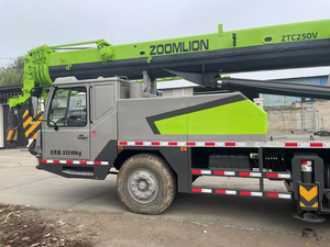 Grúa Telescópica Zoomlion 25T Usada a Precio Accesible, Modelo ZTC250V5 con Motor Weichai Nacional III para Manejo de Materiales - Product Image 3