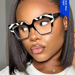 Óculos Estilosos Unissex de Moda Europeia Americana com Grande Armação em Forma de Olho de Gato, Material PC com Bloqueio de Luz Azul - Product Image 3