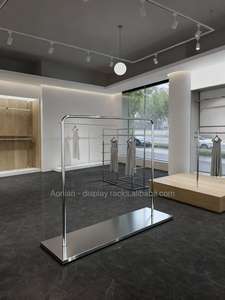 Exhibidores de Ropa Personalizados para Tiendas, Estante de Ropa de <span class=keywords><strong>Metal</strong></span> Plateado Montado en la Pared, Estante de Ropa de Acero Inoxidable Plateado para Tienda - Product Image 2