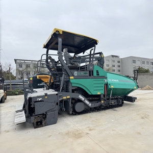 Pavimentadora de Asfalto Usada Modelo 2017 Original 1800-2L V-OGELE 9m de <span class=keywords><strong>Segunda</strong></span> <span class=keywords><strong>Mano</strong></span> 1800-2 1800-3L 1880-3L 2100-3L 1800-2L ¡Gran Oferta! - Product Image 3