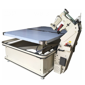 Machine à coudre de matelas avec tête de couture 300u pour la fermeture de bande de matelas - Product Image 1