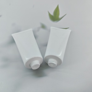 Tube souple en plastique écologique de 100 ml, emballage vide pour nettoyant visage et crème pour les mains, avec bouchon à clapet. - Product Image 4