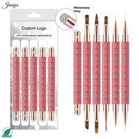 Ensemble de pinceaux à ongles tendance 2027 avec doublure en nylon rouge, manche en métal orné de strass, double embout, pour salons professionnels et écoles de beauté