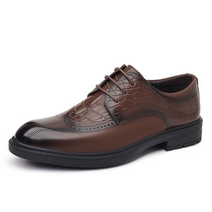 รองเท้าหนังผู้ชาย คอลเลคชั่นใหม่ 2026 หนังแท้คุณภาพพรีเมียม รองเท้าทรงบร็อก สำหรับธุรกิจและงานทางการ สไตล์วัยรุ่น ใส่สบาย ทนทาน - Product Image 1