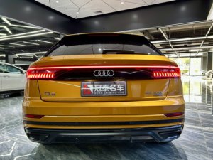 <span class=keywords><strong>Audi</strong></span> <span class=keywords><strong>Q8</strong></span> d'occasion <span class=keywords><strong>2018</strong></span>, conduite à gauche, moteur turbo, sièges en cuir, pneus R21, intérieur foncé, SUV de luxe 7 places, toit ouvrant, 360 - Product Image 6