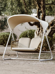 Fauteuil suspendu en rotin PE imperméable de style nordique pour les homestays, les balcons, les cours intérieures et extérieures des villas - Product Image 2