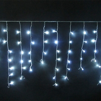 4W Weihnachts-Außendekoration Girlande 24V 110V/220V Statische LED-Vorhang-Eiszapfen-Lichterkette