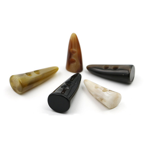 Yiwu wintop Hot bán cổ điển phong cách hai lỗ miễn phí may nhựa giả sừng Nút chuyển đổi cho áo khoác mùa đông - Product Image 1