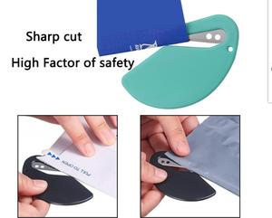 Mini abrecartas de plástico afilado con hoja de corte protegida de forma segura para equipo de oficina de bricolaje sobre de <span class=keywords><strong>correo</strong></span> seguro Apertura de documentos - Product Image 2
