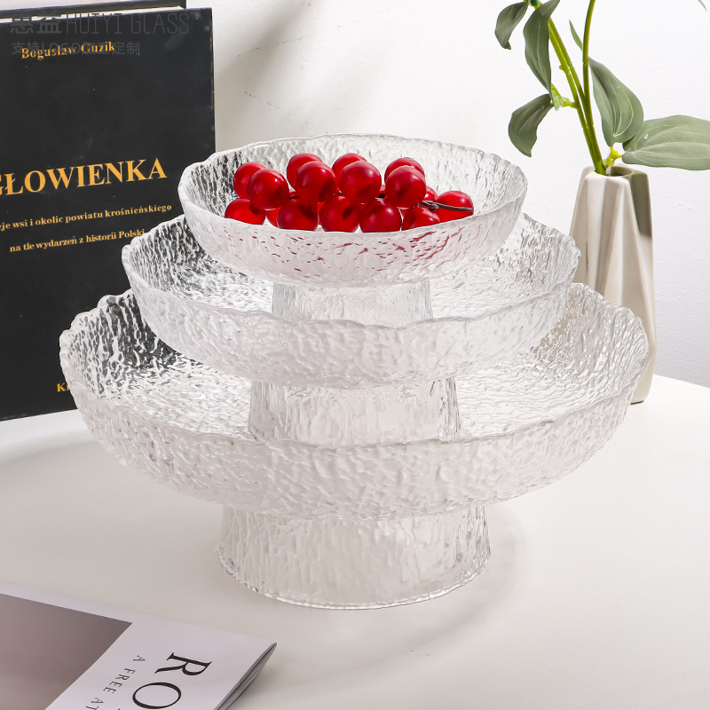 Glass fruit bowl set (three pieces, large, medium, and small)