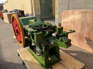 Máquina de fabricación de clavos de alambre común directamente de fábrica de buena calidad, lavadora de clavos a bajo precio - Product Image 5