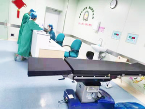 밍타이 전기 의료 극장 침대 탄소 섬유 외과 수술대 - Product Image 2