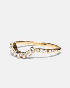 Bague de mariage vintage 2026 Sunshine Band couleur or, motif chevron diamanté, géométrique, empilable, en or 14 carats ou platine - Product Image 1