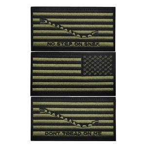 모자용 <span class=keywords><strong>Gadsden</strong></span> 깃발이 특징인 자수 다리미 온 펠트 패치 - Product Image 1