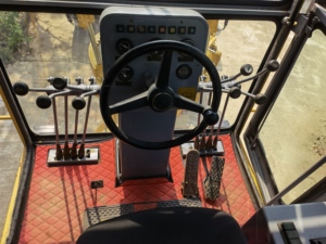 Motoniveladora CAT 140H Usada de Segunda Mano - Auténtica Motoniveladora Caterpillar 140H para Minería y Construcción - Product Image 5