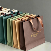 Sac de shopping en carton blanc de luxe minimaliste, accepte les logos personnalisés, côtés renforcés pour articles lourds