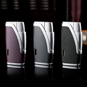 Allume-cigare électronique rechargeable au butane à double flamme et coupe-cigare avec logo personnalisé - Product Image 6