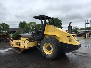 Compacteur de rouleaux vibrants haute performance BOMAG BW211D-3, prix, rouleau à tambour 211D avec composant moteur principal - Product Image 2