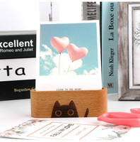 Porte-cartes de visite en bois naturel gravé avec fermeture à bouton, support de présentation de cartes de visite sur pied pour bureau, idéal pour l'école