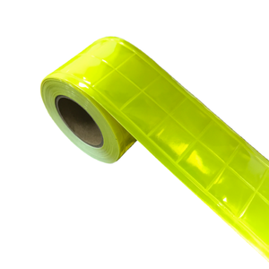 Фабрика по индивидуальному заказу, светоотражающая лента из ПВХ, желтые Светоотражающие материалы, не самоклеящиеся Светящиеся в темноте, защитная одежда для дорожного движения - Product Image 2