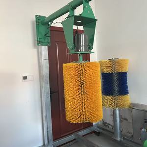 Brosse multi-usages pour bétail, outil de toilettage et de soulagement des démangeaisons pour vaches - Product Image 3