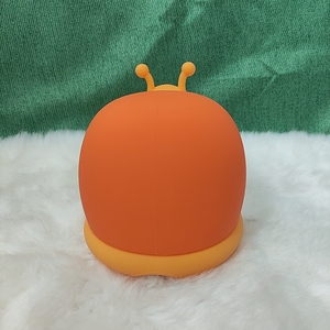 Veilleuse LED en forme d'escargot mignon, lampe pour enfants en silicone souple, lumière chaude à intensité variable, rechargeable par USB avec minuterie de 30/60 minutes - Product Image 6