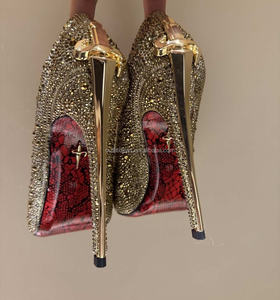 Sandalias de Tacón Alto de Aguja de 12 cm con Cristales de Lujo en Cuero Genuino, Nuevas con Etiquetas, Zapatos de Tacón de Aguja con Pedrería para Boda - Product Image 2